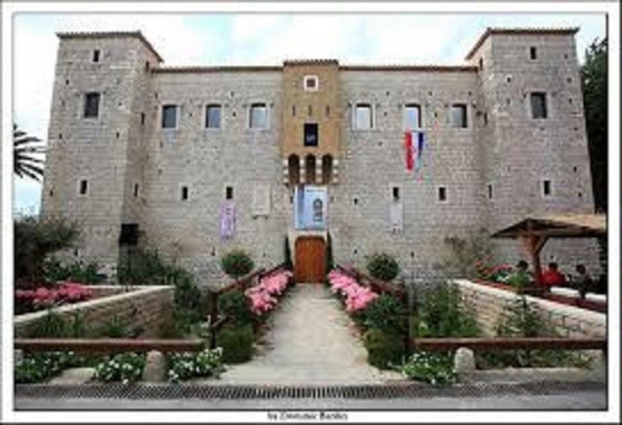 Apartment Paula Kaštela Buitenkant foto